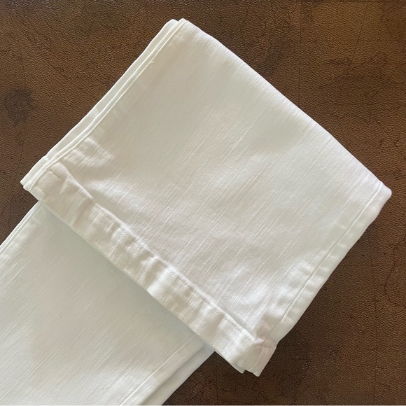 J Brand Maria Flare high Rise Jeans. NWT - Picture 3 of 8